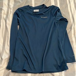 Boys Columbia long sleeve light weight shirt (M) 10/12